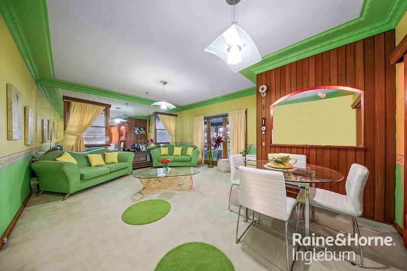 Photo - 29 Foreman Street, Glenfield NSW 2167 - Image 9