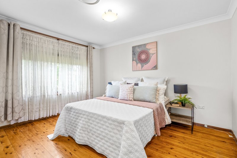 Photo - 29 Fuchsia Crescent, Quakers Hill NSW 2763 - Image 3