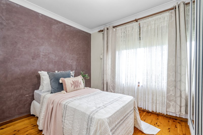 Photo - 29 Fuchsia Crescent, Quakers Hill NSW 2763 - Image 4