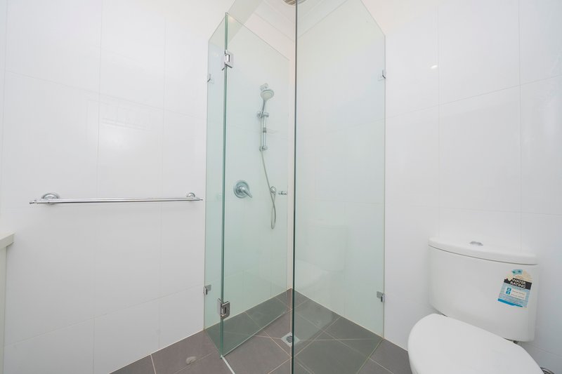 Photo - 2/9 Fulton Crescent, Burwood VIC 3125 - Image 10