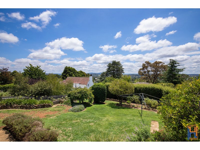 Photo - 29 Garibaldi Street, Armidale NSW 2350 - Image 12