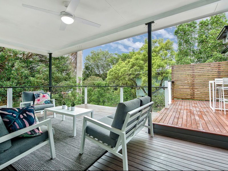 Photo - 29 Gatwick Street, Stafford Heights QLD 4053 - Image 9