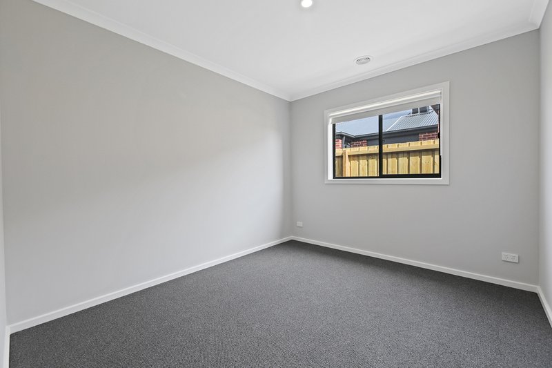 Photo - 29 George Albert Drive, Traralgon VIC 3844 - Image 10