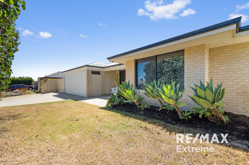 Photo - 29 Ghost Gum Boulevard, Banksia Grove WA 6031 - Image 2