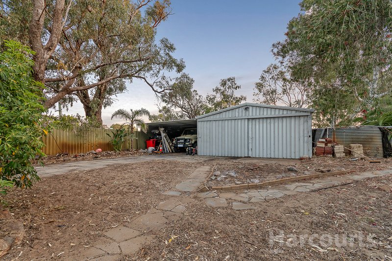 Photo - 29 Gibbs Road, Nowergup WA 6032 - Image 19