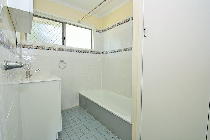 Photo - 29 Gibbs Street, Riverview QLD 4303 - Image 8