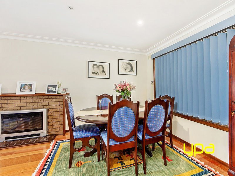 Photo - 29 Gillespie Road, St Albans VIC 3021 - Image 3