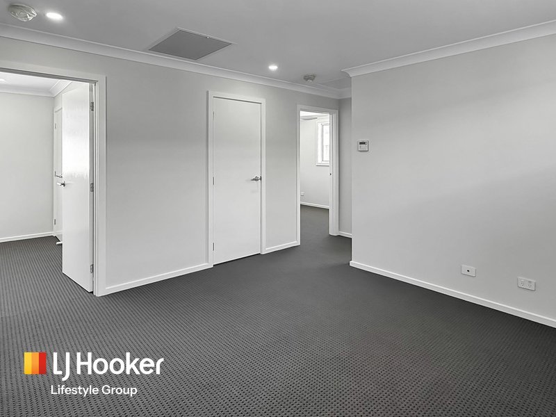 Photo - 29 Giovanni Street, Oran Park NSW 2570 - Image 15