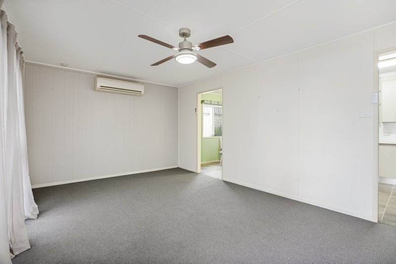 Photo - 29 Glegg Street, West Gladstone QLD 4680 - Image 2