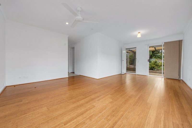 Photo - 29 Glen Eden Drive, Glen Eden QLD 4680 - Image 4