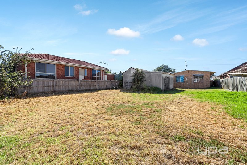 Photo - 29 Glendenning Street, St Albans VIC 3021 - Image 9