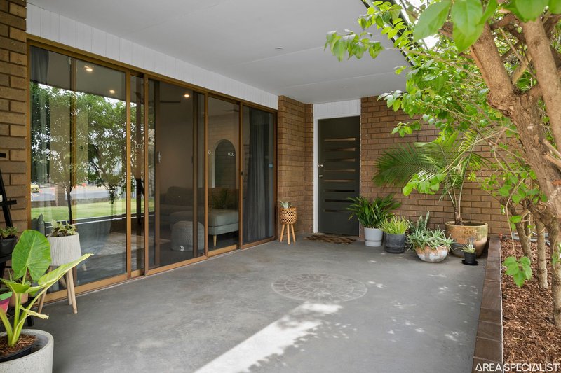 Photo - 29 Glenn Street, Shepparton VIC 3630 - Image 2