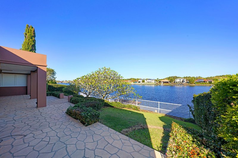 Photo - 29 Glenwater Crescent, Helensvale QLD 4212 - Image 3