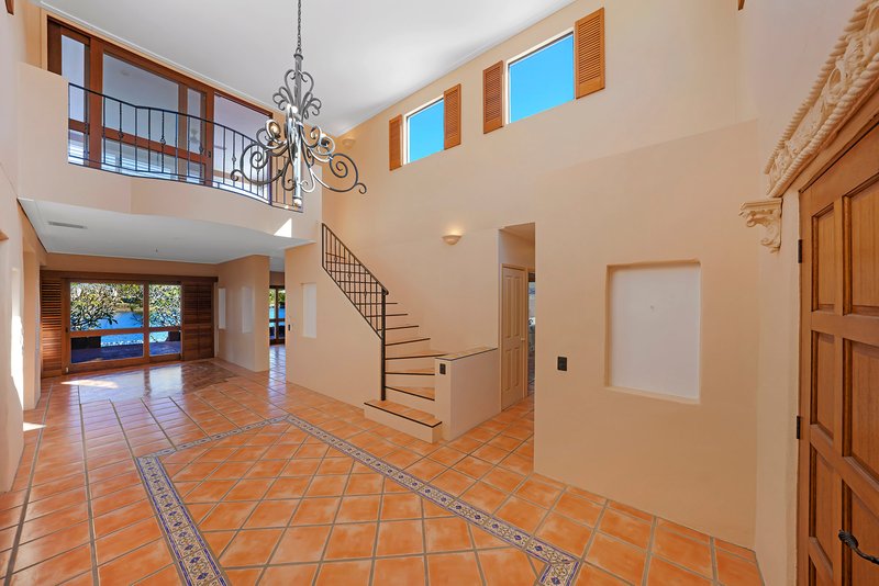 Photo - 29 Glenwater Crescent, Helensvale QLD 4212 - Image 6