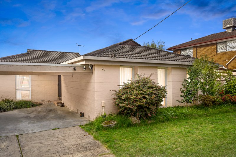 29 Golden Grove, Glen Waverley VIC 3150