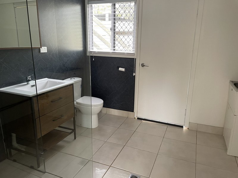 Photo - 29 Goolagong Crescent, Moranbah QLD 4744 - Image 5