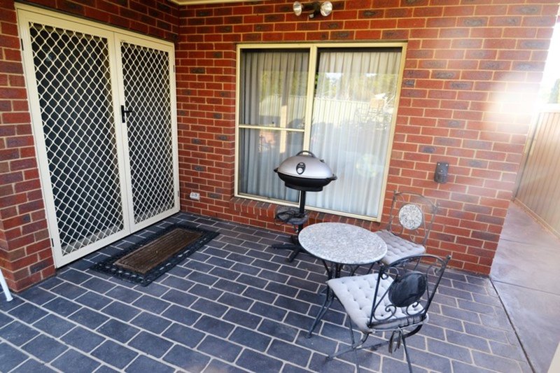 Photo - 2/9 Grattan Street, Seymour VIC 3660 - Image 11