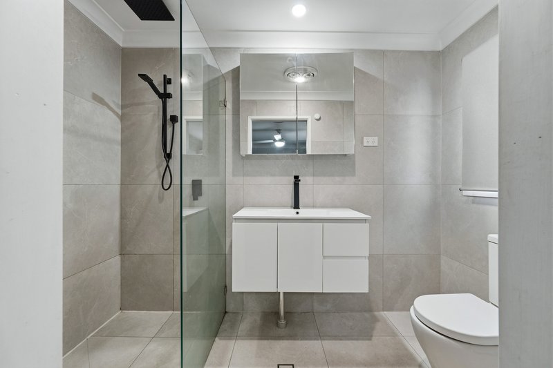 Photo - 29 Greenbank Drive, Werrington Downs NSW 2747 - Image 10