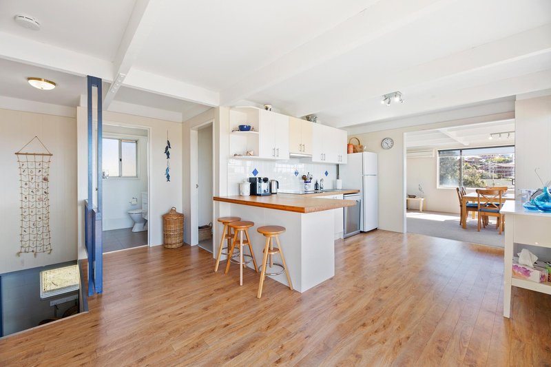 Photo - 29 Grenville Avenue, Tuross Head NSW 2537 - Image 4