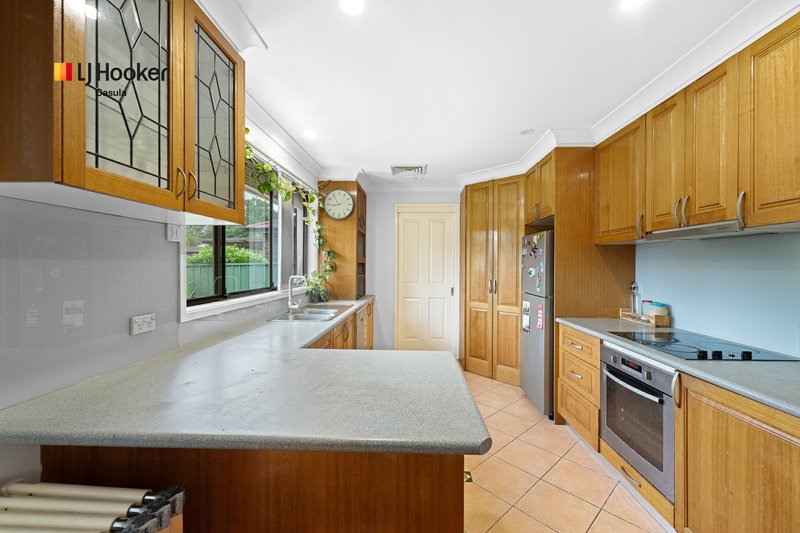 Photo - 29 Grevillea Crescent, Prestons NSW 2170 - Image 3