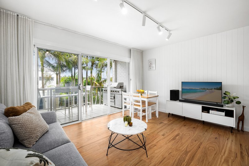 Photo - 2/9 Greycliffe Street, Queenscliff NSW 2096 - Image 1