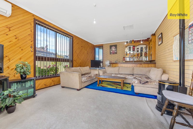 Photo - 29 Gumtree Close, St Albans VIC 3021 - Image 9