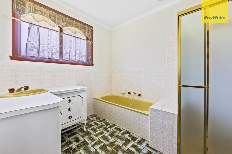 Photo - 29 Gumtree Close, St Albans VIC 3021 - Image 10