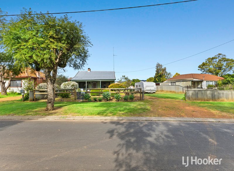 29 Hackett Road, Harvey WA 6220