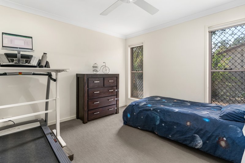 Photo - 29 Hailar Street, Shailer Park QLD 4128 - Image 10