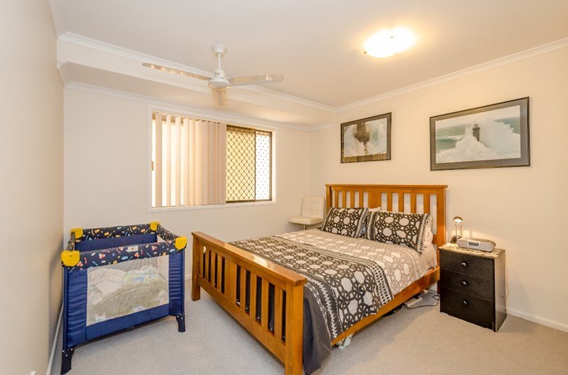 Photo - 29 Hamilton Drive, Clinton QLD 4680 - Image 10