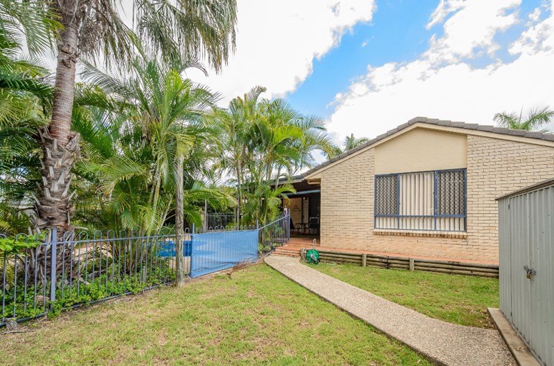 Photo - 29 Hamilton Drive, Clinton QLD 4680 - Image 17