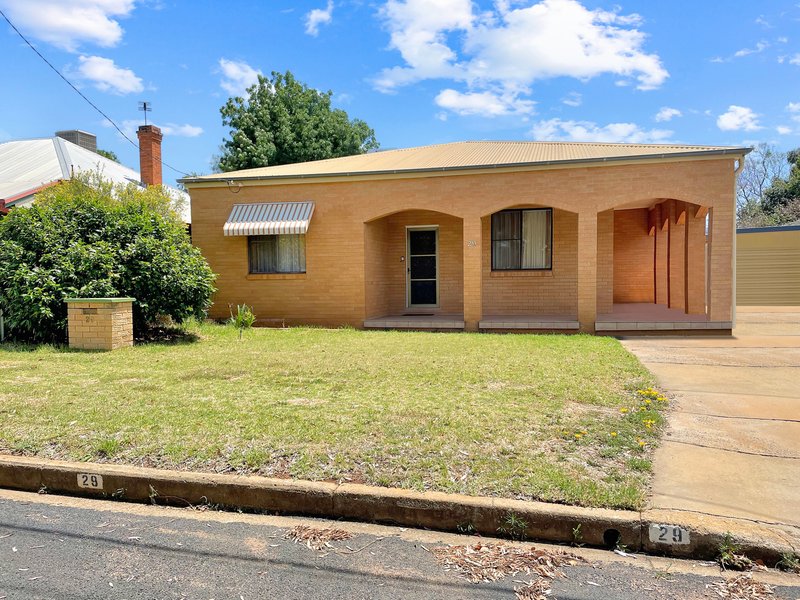 29 Hampden Street, Dubbo NSW 2830