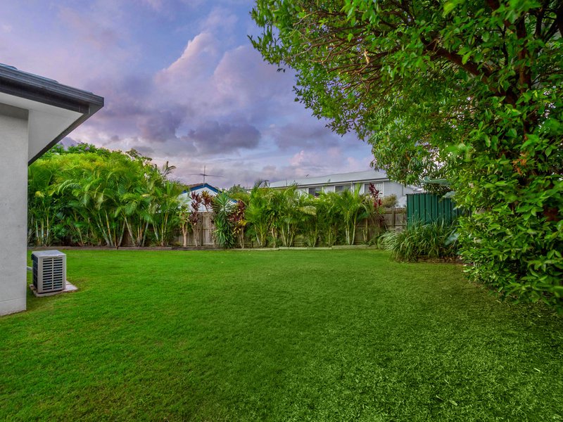 Photo - 29 Handcroft Street, Wavell Heights QLD 4012 - Image 5