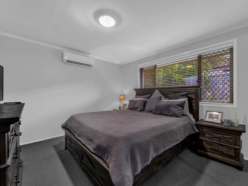 Photo - 29 Handcroft Street, Wavell Heights QLD 4012 - Image 10