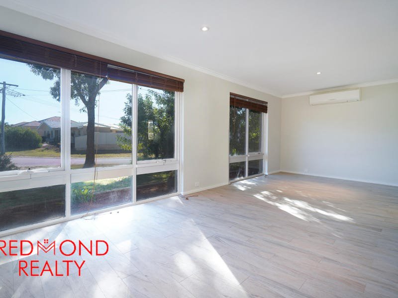 Photo - 29 Hanley Place, Hillarys WA 6025 - Image 3