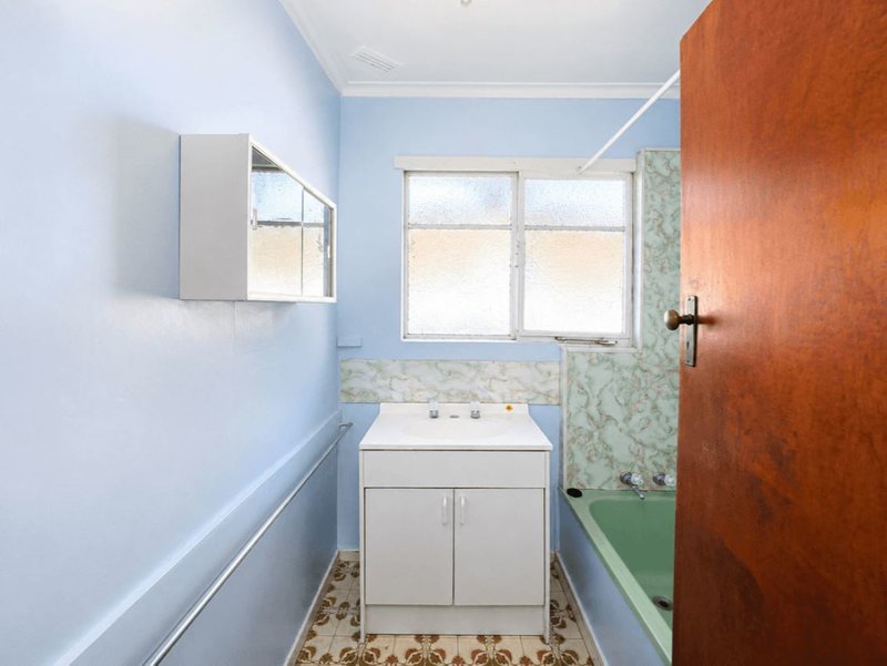 Photo - 29 Harpur Road, Corio VIC 3214 - Image 6