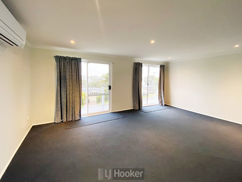 Photo - 29 Haslemere Crescent, Buttaba NSW 2283 - Image 5