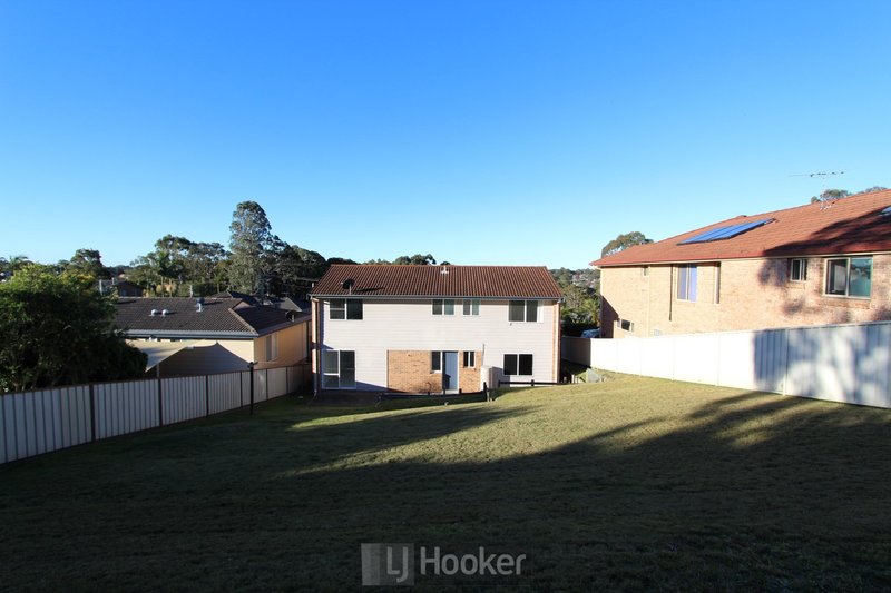 Photo - 29 Haslemere Crescent, Buttaba NSW 2283 - Image 14