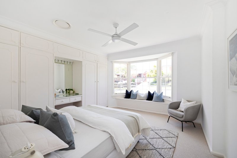 Photo - 29 Heathcliff Crescent, Balgowlah Heights NSW 2093 - Image 8