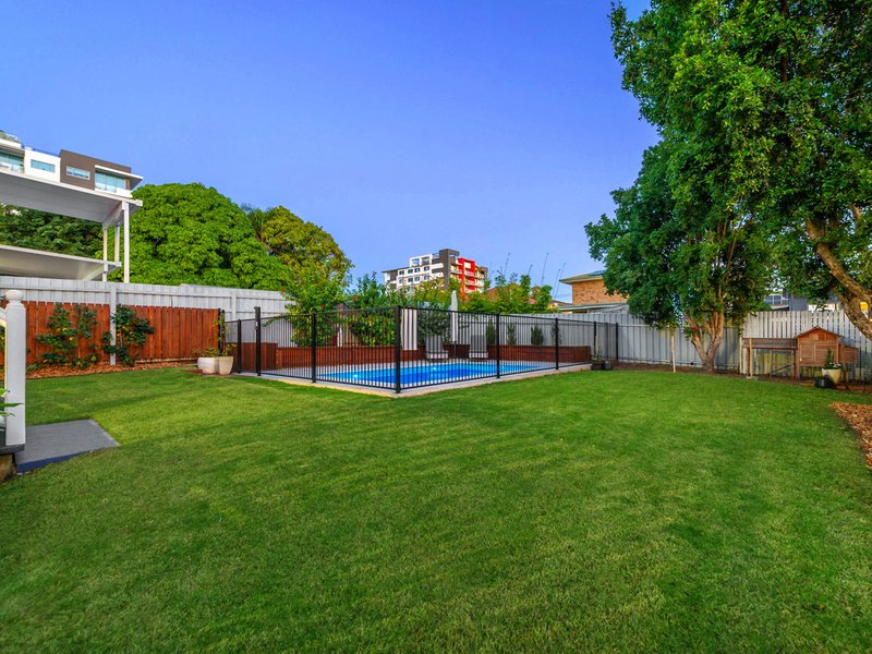 Photo - 29 Henchman Street, Nundah QLD 4012 - Image 13