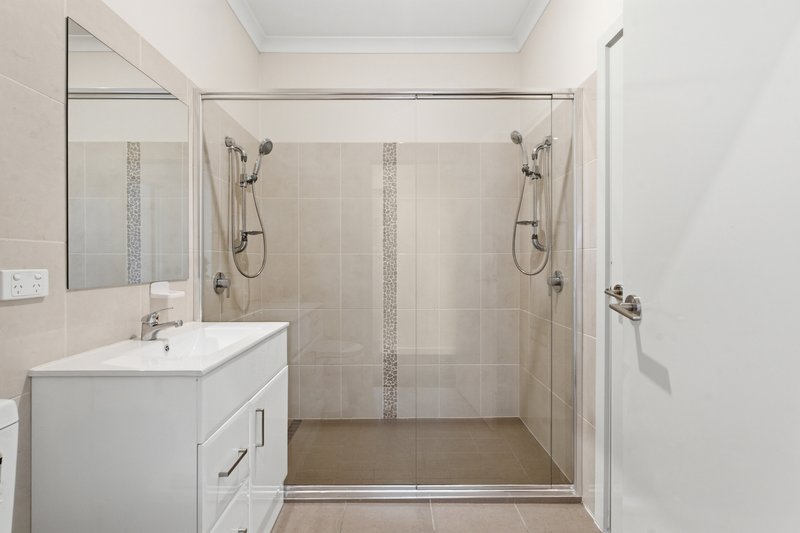 Photo - 2/9 Henty Street, Reservoir VIC 3073 - Image 9