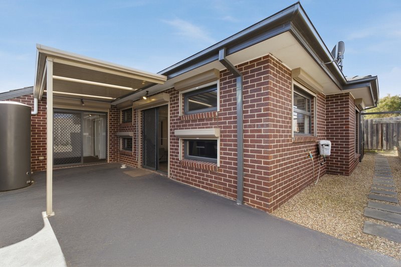Photo - 2/9 Henty Street, Reservoir VIC 3073 - Image 10