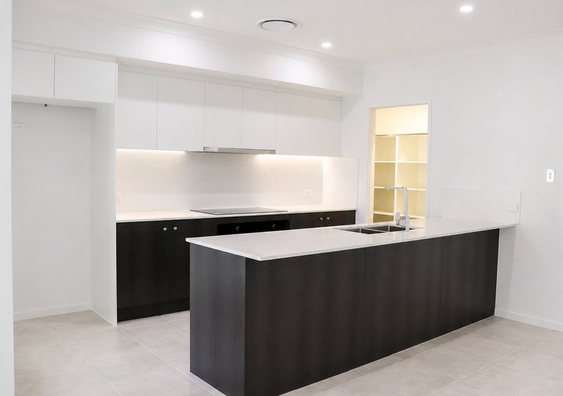 Photo - 29 Herald Street, Kallangur QLD 4503 - Image 5