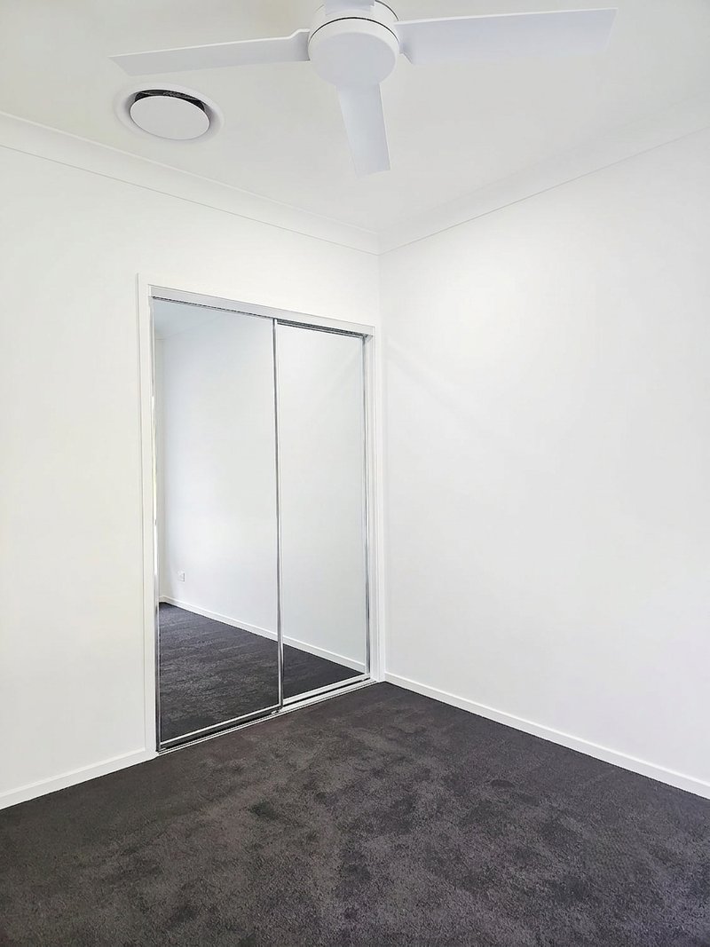 Photo - 29 Herald Street, Kallangur QLD 4503 - Image 14