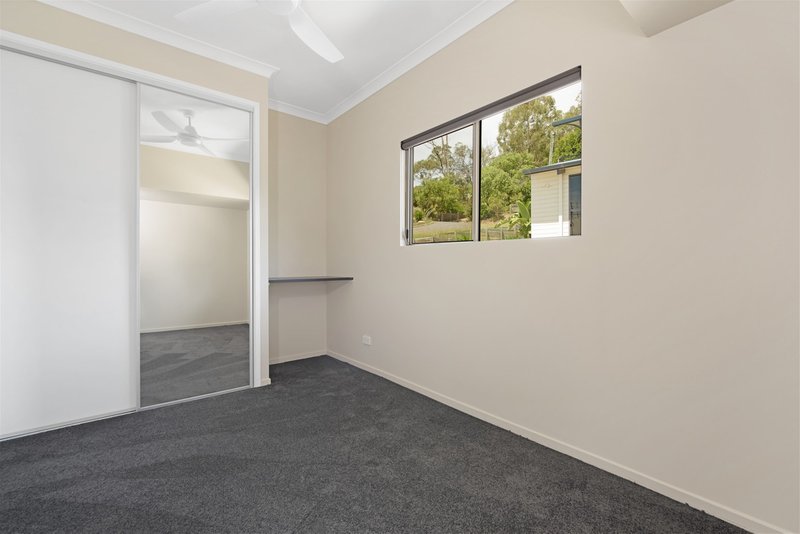 Photo - 29 Herbertson Street, West Gladstone QLD 4680 - Image 11