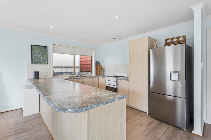 Photo - 29 Highview Circuit, Greenwith SA 5125 - Image 4