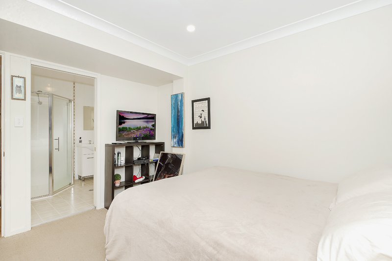 Photo - 29 Hillside Crescent, , Teralba NSW 2284 - Image 7