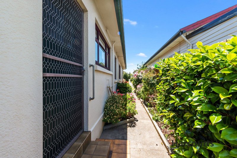 Photo - 29 Hilltop Avenue, Devonport TAS 7310 - Image 17