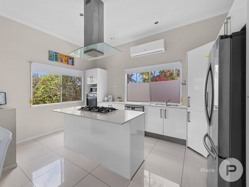 Photo - 29 Hilton Street, East Brisbane QLD 4169 - Image 5