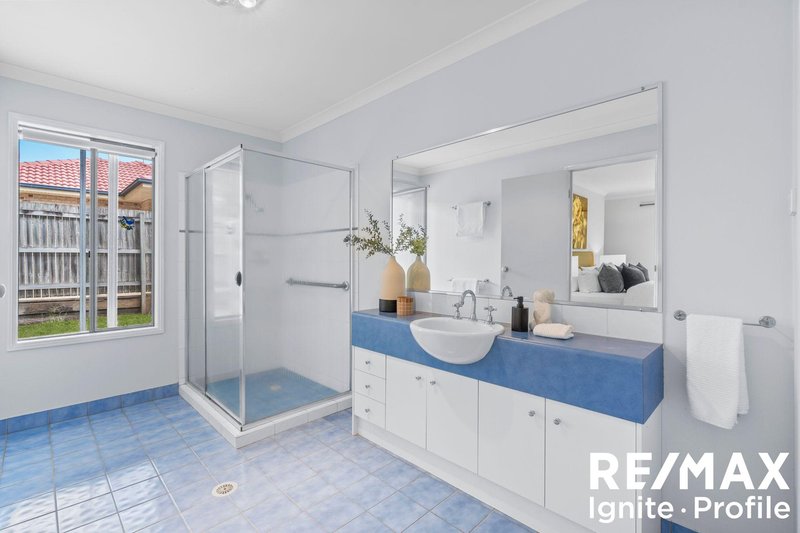 Photo - 29 Hindmarsh Place, Westlake QLD 4074 - Image 8